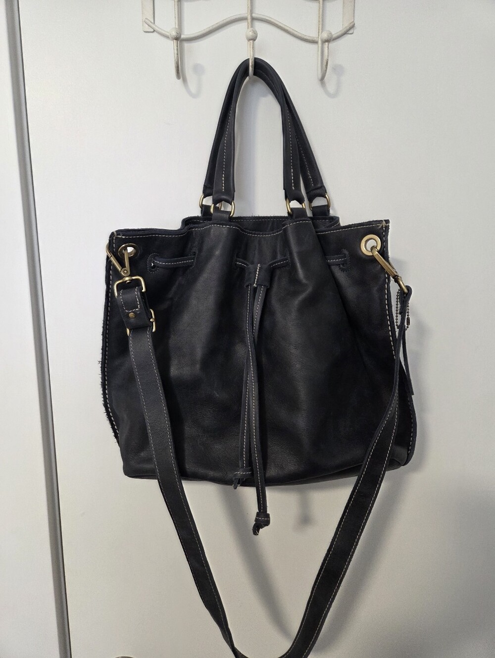 Roots Navy Tribe Leather Drawstring Bag